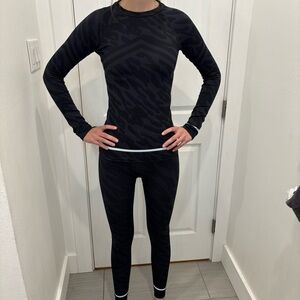 Sweaty Betty Black and Gray Camo Patterned Activewear Set Size 0-2